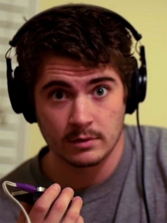 Asesinato en Middle Beach : Cartel