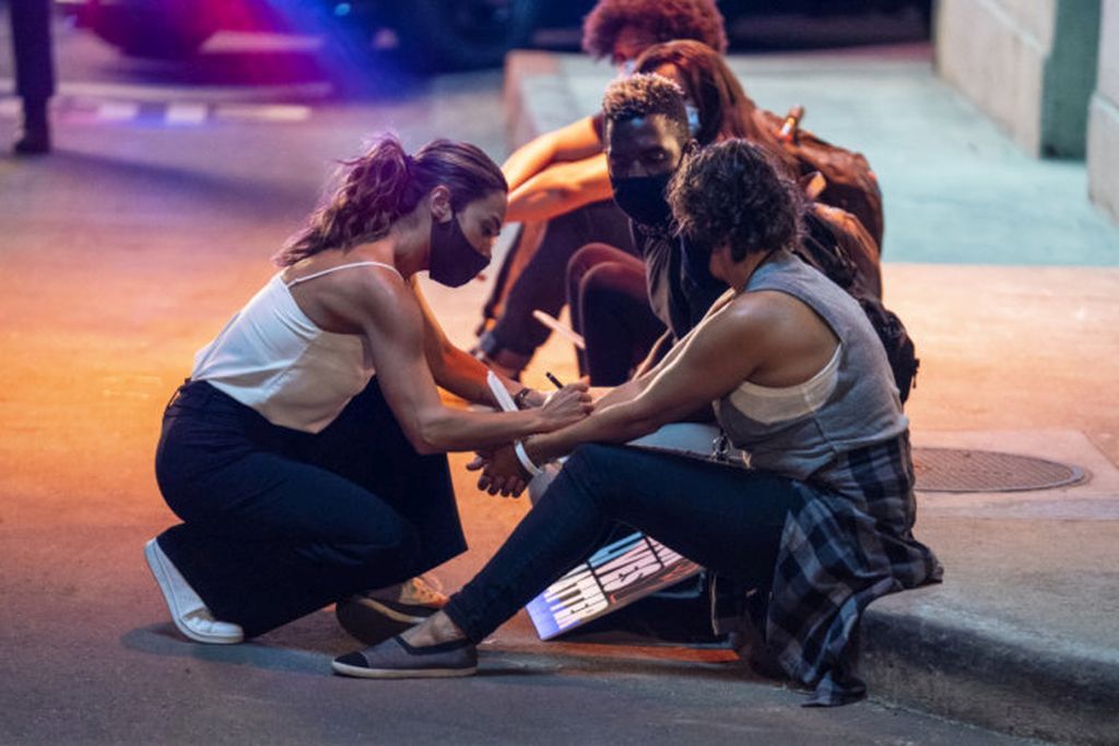 All Rise : Foto Jessica Camacho