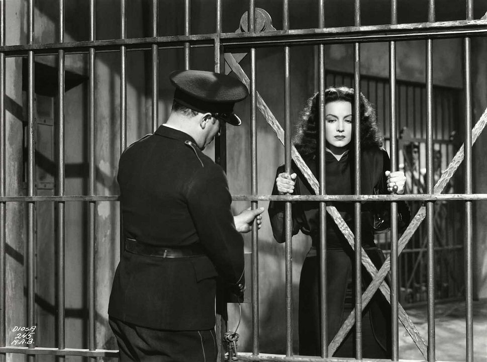 La diosa arrodillada : Foto