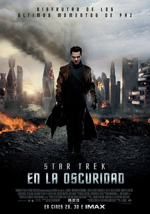 Star Trek: En la oscuridad : Cartel