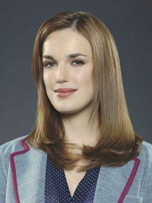 Cartel Elizabeth Henstridge