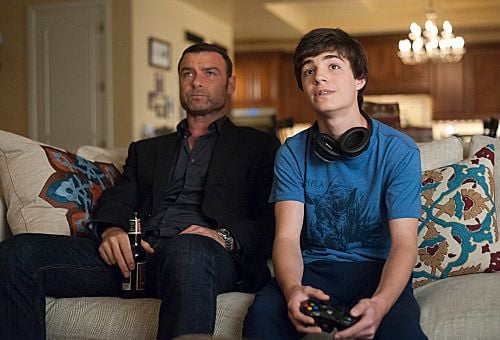 Ray Donovan : Foto Liev Schreiber, Devon Bagby
