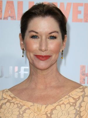 Cartel Caroline Williams