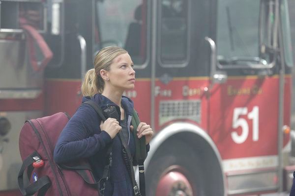 Chicago Fire : Foto Lauren German