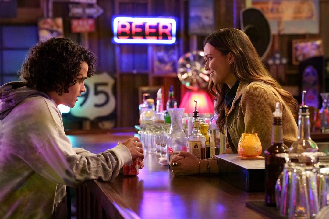 Walker : Foto Odette Annable