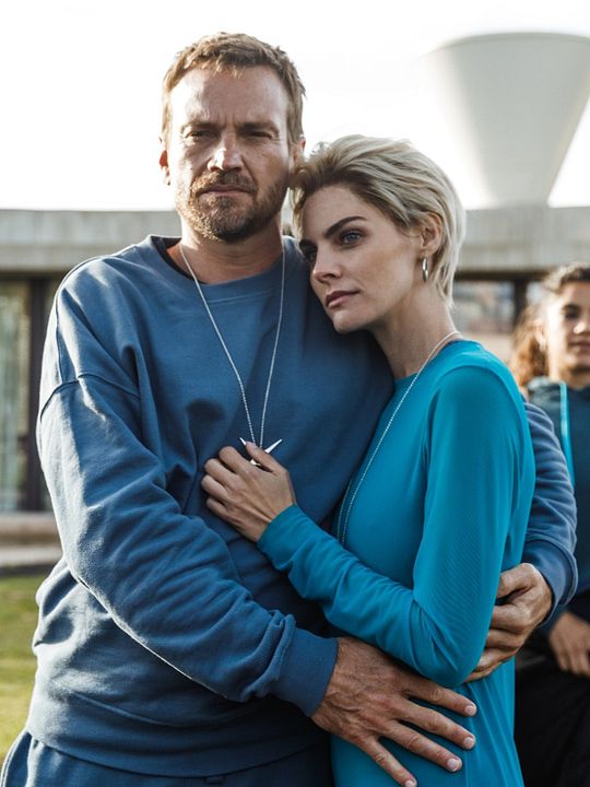 Bienvenidos a Edén : Cartel