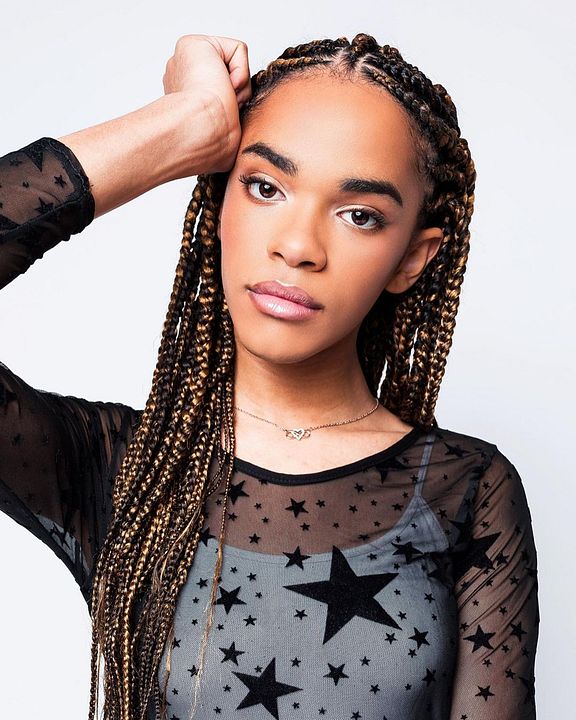 Cartel Yasmin Finney