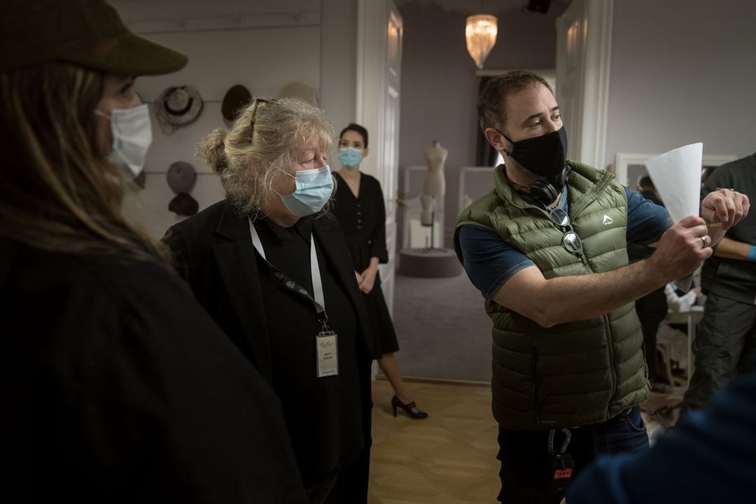 El viaje a París de la señora Harris : Foto Anthony Fabian, Jenny Beavan