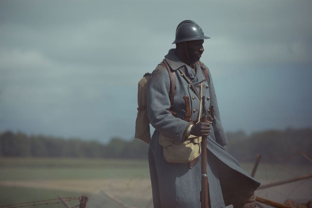 Padre y soldado : Foto Omar Sy