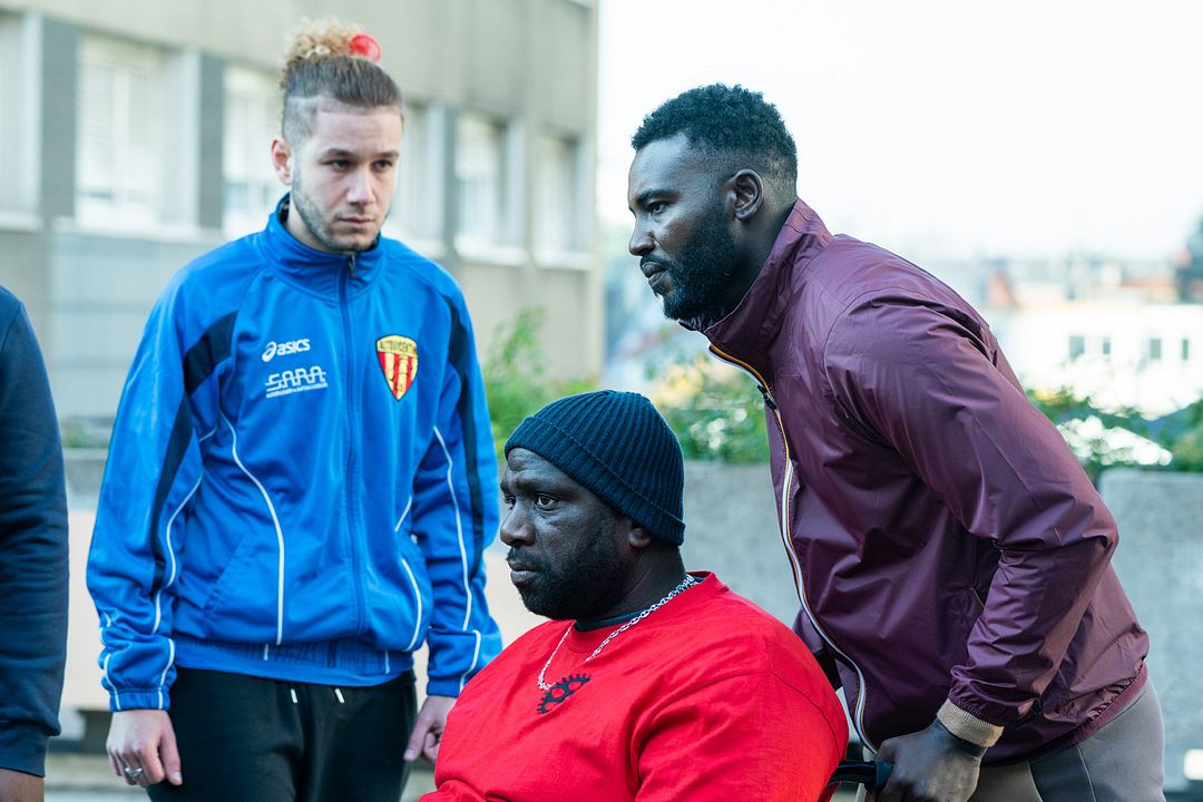 La Gravité : Foto Max Gomis, Steve Tientcheu