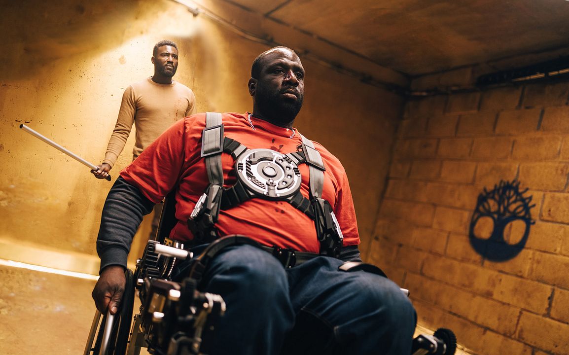 La Gravité : Foto Steve Tientcheu, Max Gomis