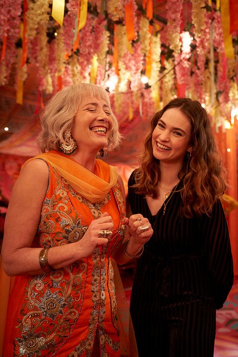 Foto Emma Thompson, Lily James