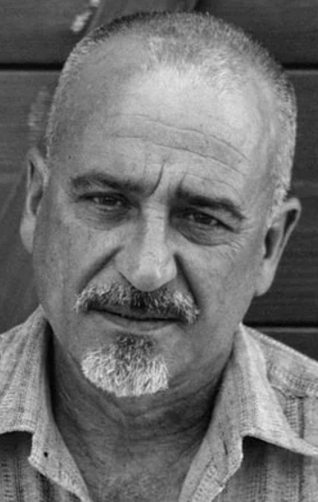 Cartel Luciano Miele