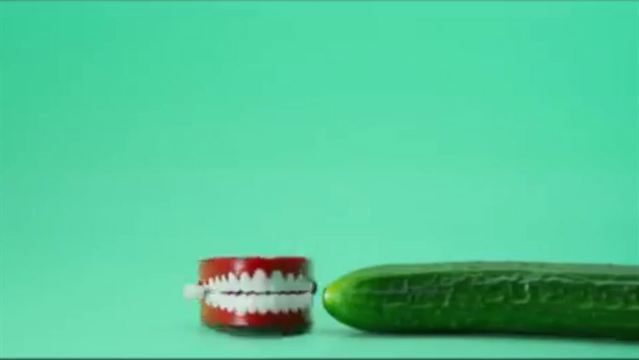 Cucumber Tráiler VO
